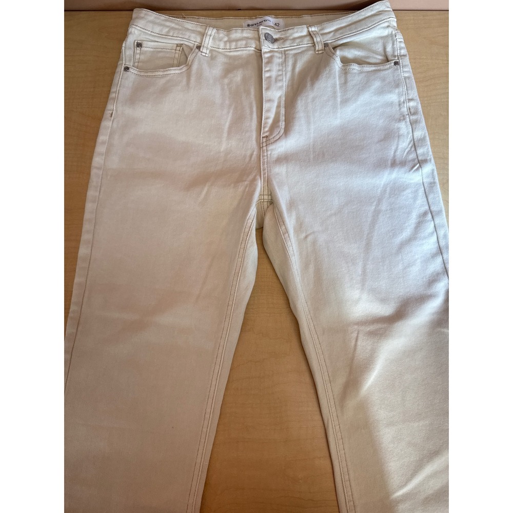 Encuentro‎ Jeans Off White Embroidered Scallop Hem Straight Leg Denim Size 42